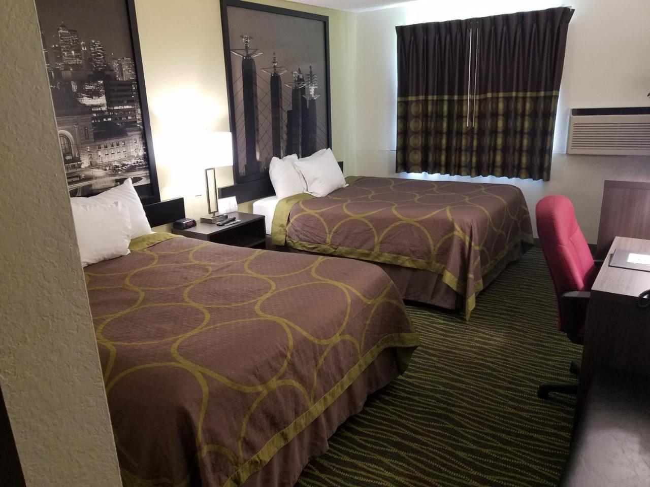 Super 8 By Wyndham Independence Kansas City Buitenkant foto